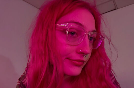 Full leaked Bombasticnoa private photo