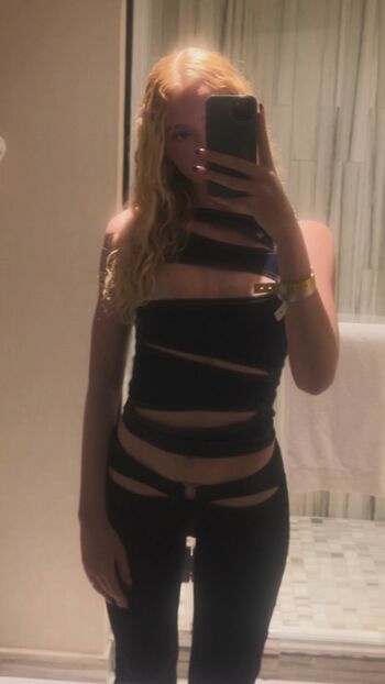 Full leaked Bombette martin private photo