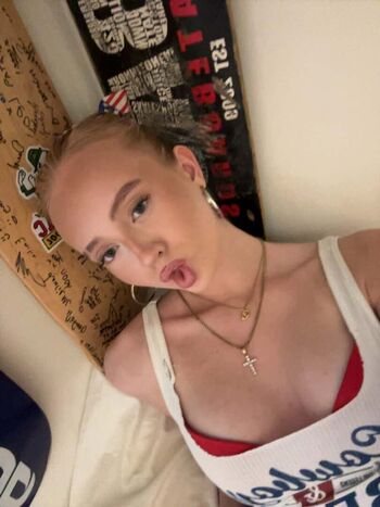 Full leaked Bombette martin private photo