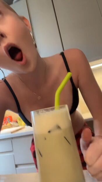 Full leaked Bombette martin private photo