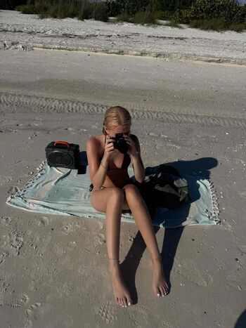 Full leaked Bombette martin page private photo