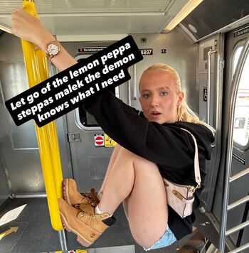 Full leaked Bombette martin private photo
