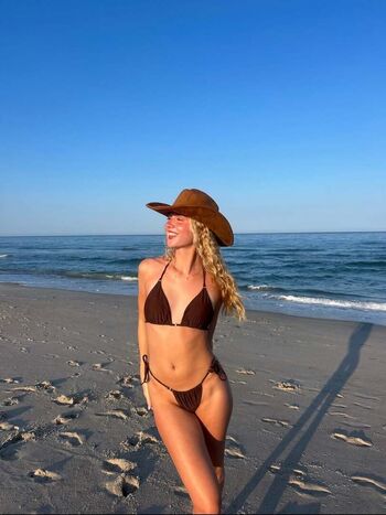 Full leaked Bombette martin private photo