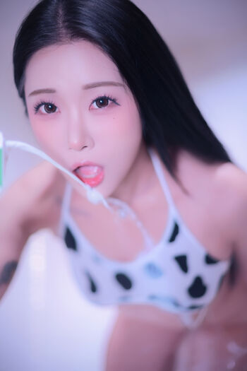 Full leaked Bomi page private photo