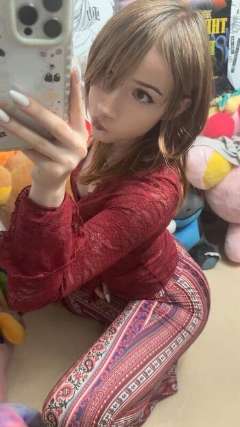 Full leaked Bookwormbunni private photo