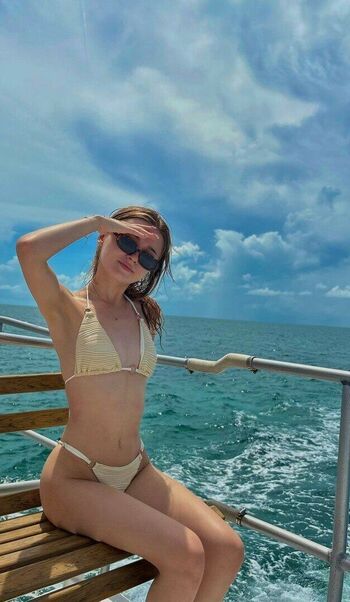 Full leaked Booleahhh  page private photo