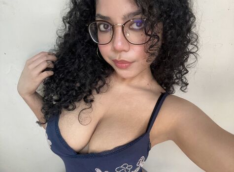 Full leaked Bootlegshakira private photo