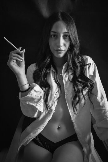 Full leaked Boudoir page private photo