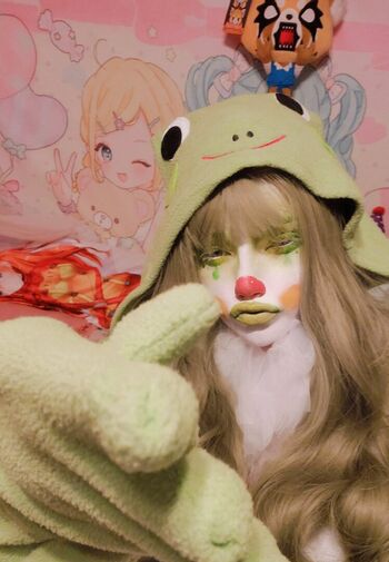 Full leaked Bouncyclown page private photo