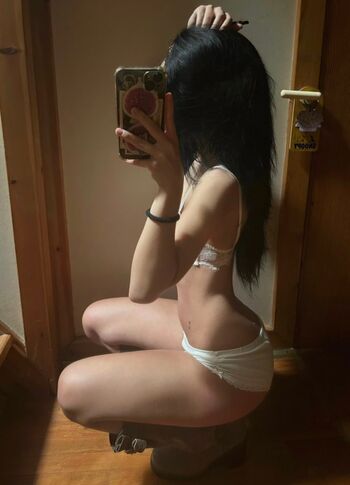 Full leaked Bowtoisa private photo