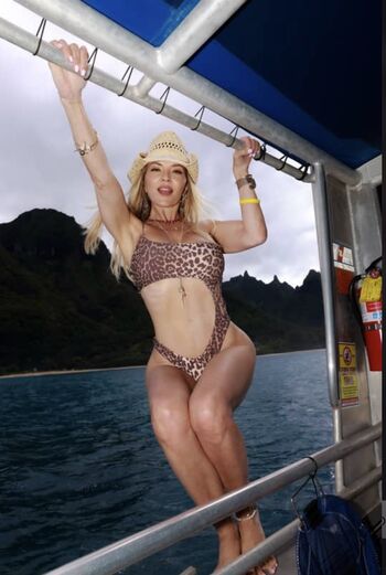 Full leaked Brandy ledford private photo