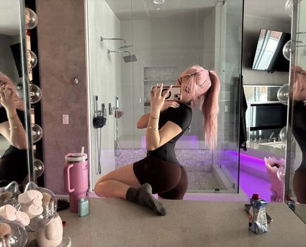 Full leaked Bratkylani page private photo