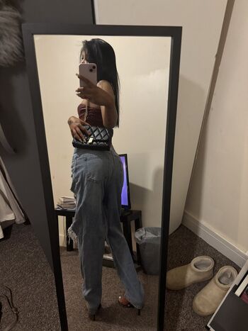 Full leaked Bratzzbunnyyy private photo