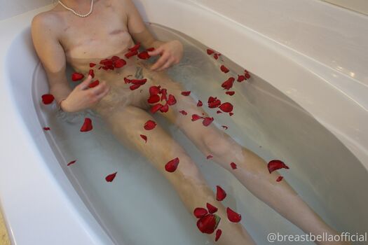 Full leaked Breastbella private photo