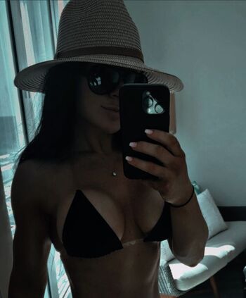 Full leaked Bree clarke private photo