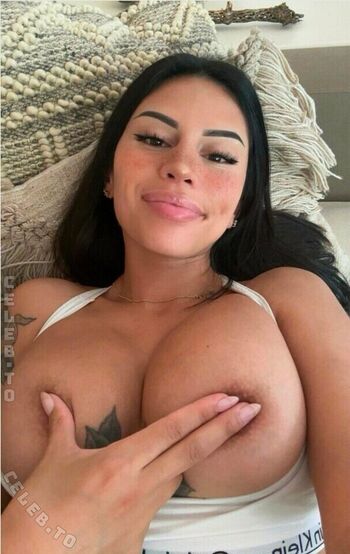 Full leaked Breezyfoxx private photo