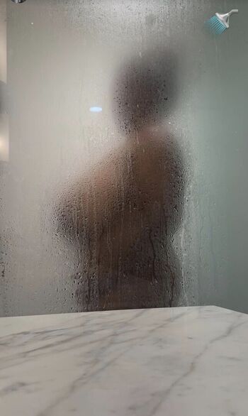 Full leaked Brefluenced private photo