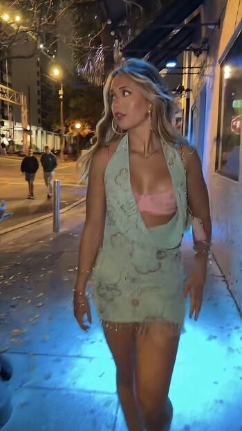 Full leaked Breleigh davis private photo