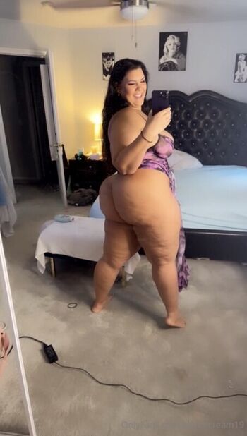 Full leaked Bri lavell private photo