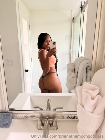 Full leaked Brianathemoongoddess private photo