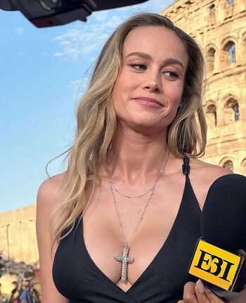 Full leaked Brie larson private photo