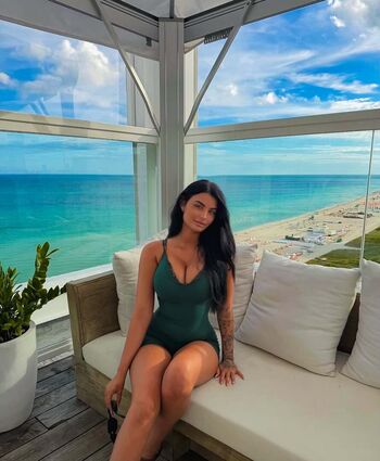 Full leaked Britany mongeau private photo