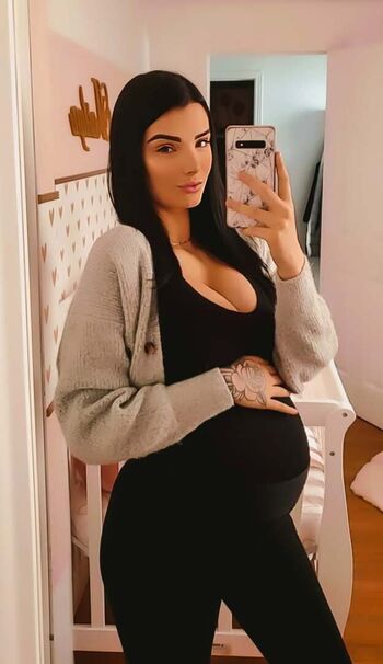 Full leaked Britany mongeau private photo