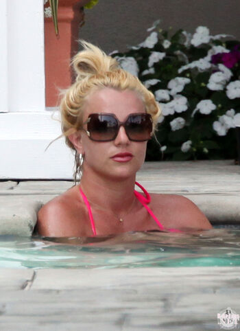 Full leaked Britney spears private photo