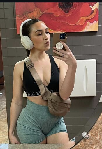 Full leaked Britroselang private photo