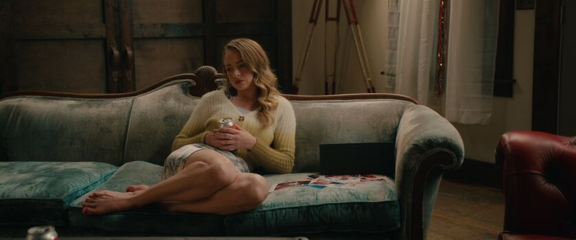 Full leaked Britt robertson private photo