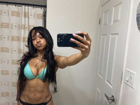Full leaked Brklyn private photo