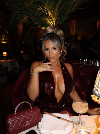 Full leaked Bronzed bodiies private photo