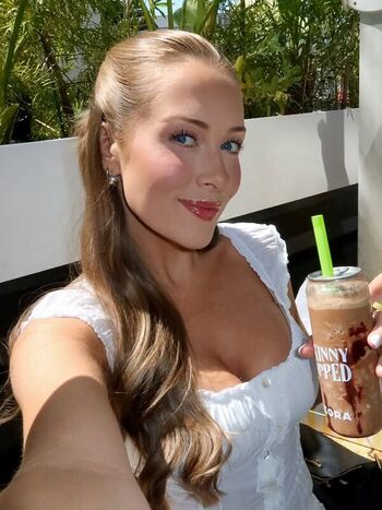 Full leaked Brooke schofield private photo