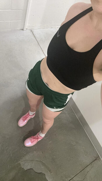 Full leaked Brooklyn strandy private photo
