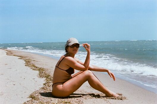 Full leaked Bruna linzmeyer private photo