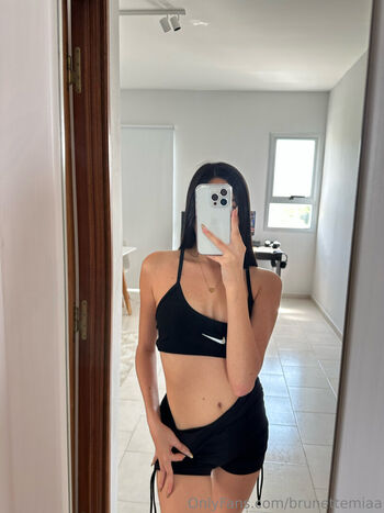 Full leaked Brunettemiaa private photo