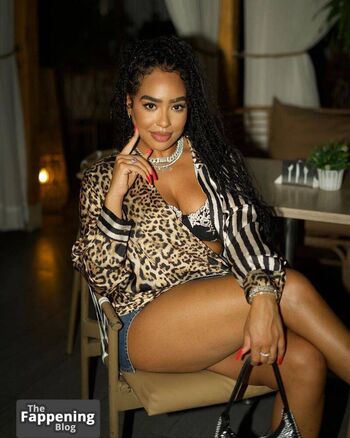 Full leaked Bsimone private photo