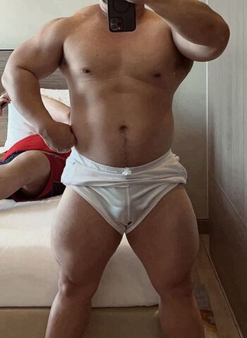 Full leaked Bulkymax private photo