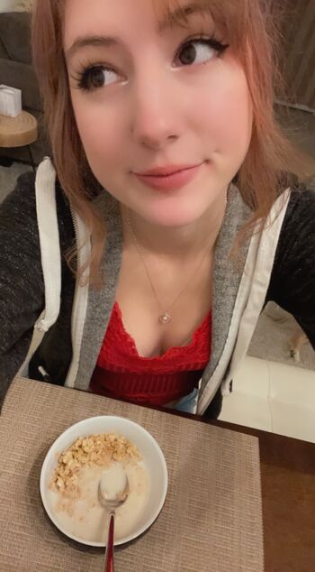 Full leaked Bunimilk private photo