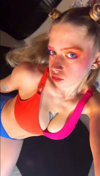 Full leaked Bunni b bendi private photo