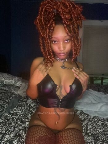 Full leaked Bunniibiites private photo