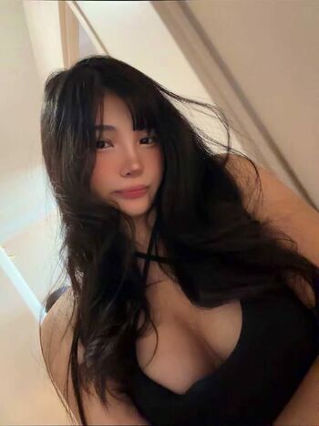 Full leaked Bunnirue private photo