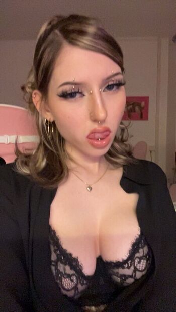 Full leaked Bunnyboylo private photo