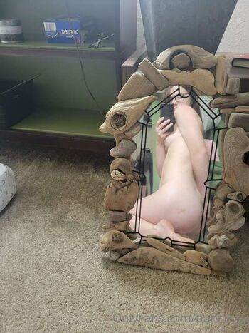 Full leaked Bunnyy y y private photo
