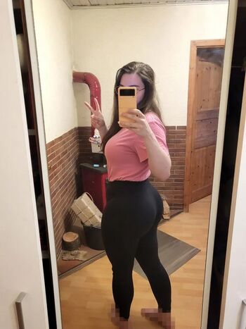 Full leaked Bunysae private photo