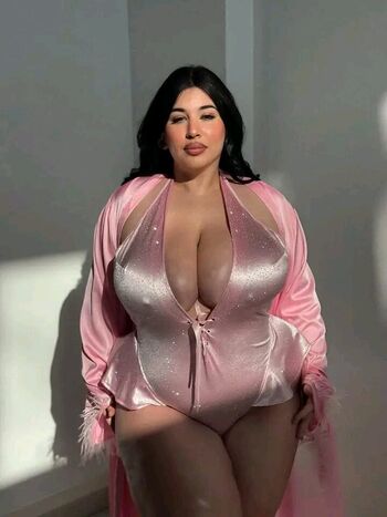 Full leaked Busty ema private photo