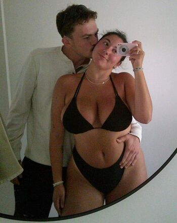 Full leaked Bustybri page private photo