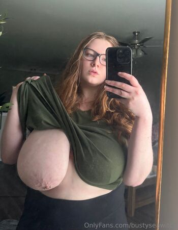 Full leaked Bustyseawitch private photo