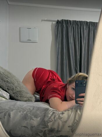 Full leaked Bustysophia private photo
