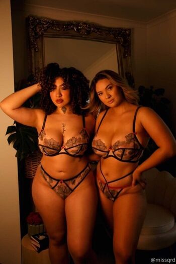 Full leaked Buxom babenz private photo